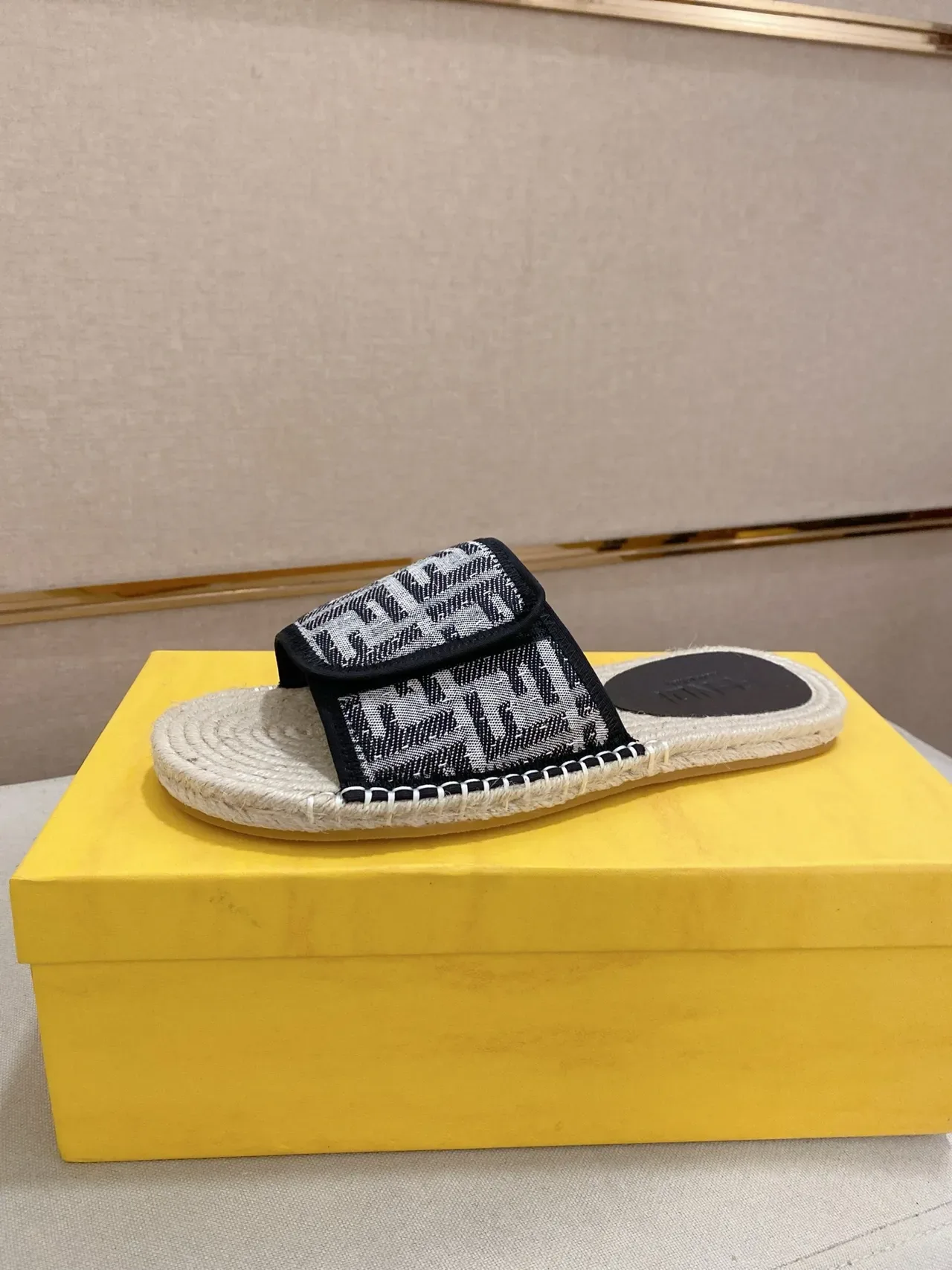 Fendi FF Strap Slide Beige Multicolor Raffia Sole Monogrammed Slippers 12