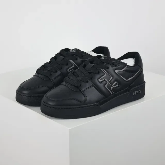 Fendi First Zapatillas Lifestyle de Cuero All-Black con Logo FF 2