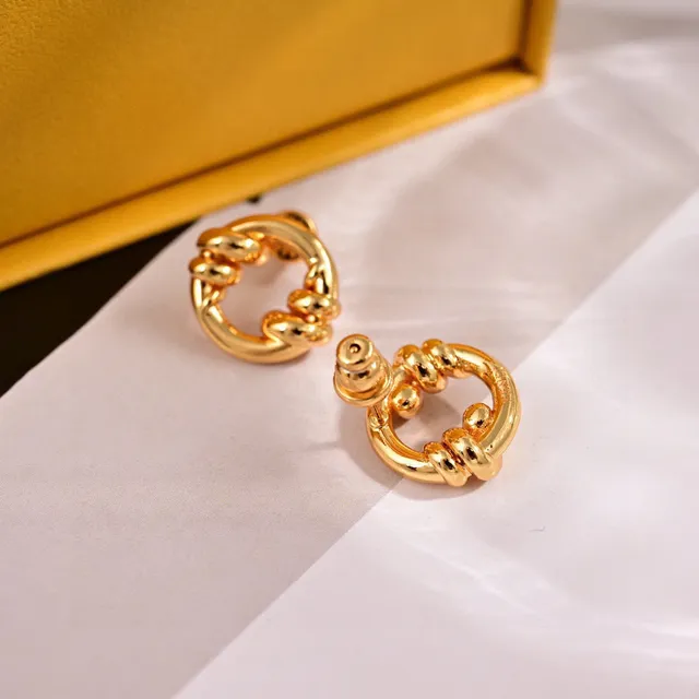 Fendi Boucles d'oreilles Or Motif Chaîne Tordue Enlacement Forme Circulaire Interlock 2