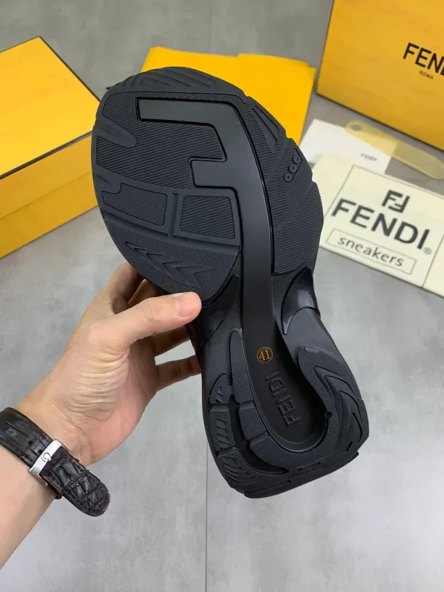 Fendi Runner FF Jacquard Tênis Chunky Preto Marrom 2