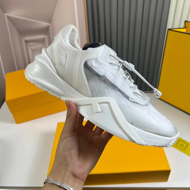 Fendi Blanc Semelle Sculptée Superposition de Maille Translucide Chaussures Chunky 4