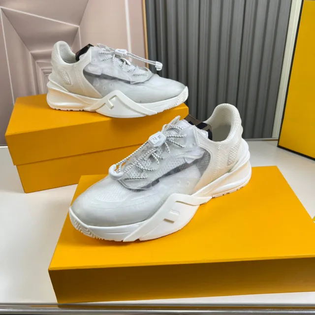 Fendi Blanc Semelle Sculptée Superposition de Maille Translucide Chaussures Chunky 7