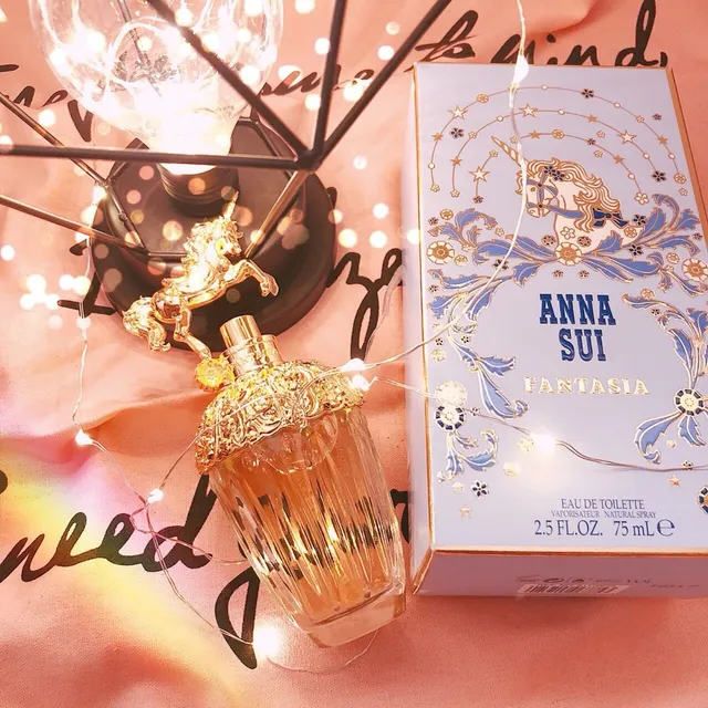 Anna Sui Fantasia Rose-Gold Unicorn Ornate Perfume 5
