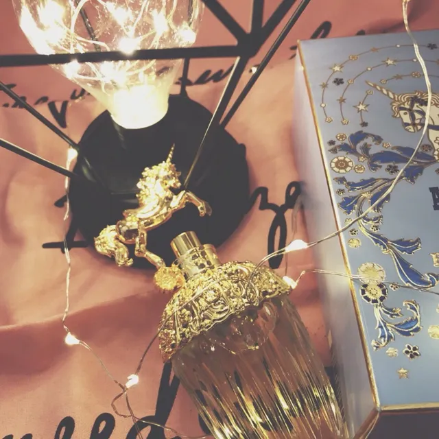 Anna Sui Fantasia Rose-Gold Unicorn Ornate Perfume 7