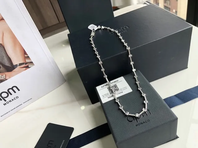 apm MONACO Geometric Pavé Square Link Necklace 8