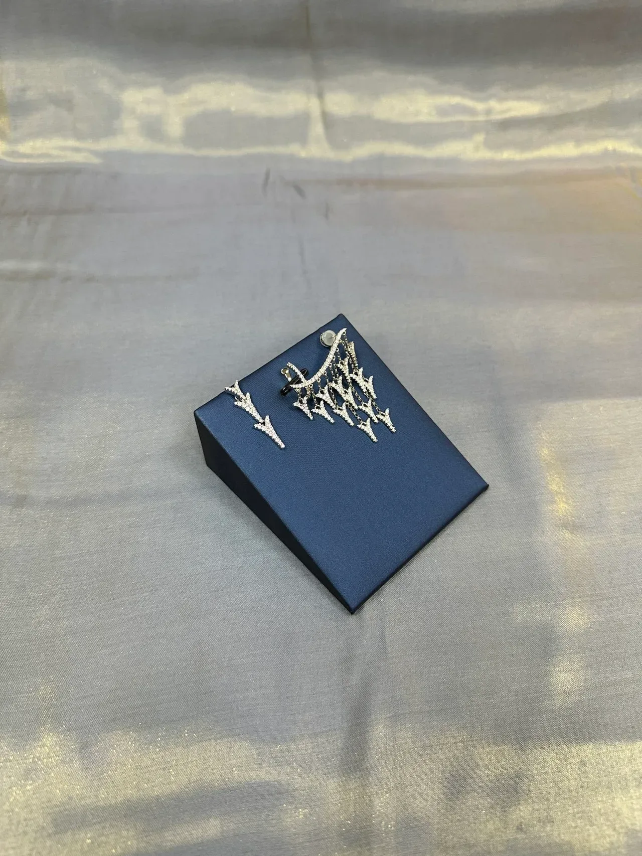 Arrowhead Pavé Fringe Dangle Earrings 9