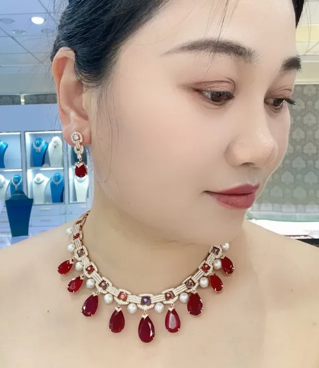 Articulated Chain-Link Teardrop Red Gemstone Earrings 7