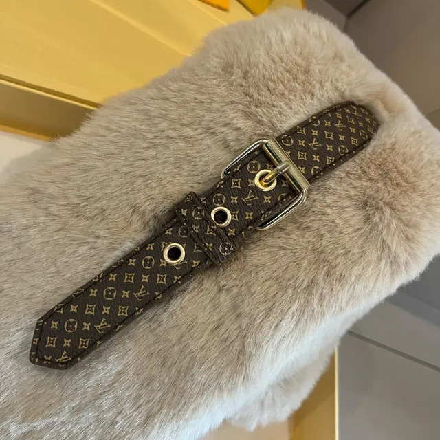 Beige Brown Faux Fur Belt-Accented Scarve 2