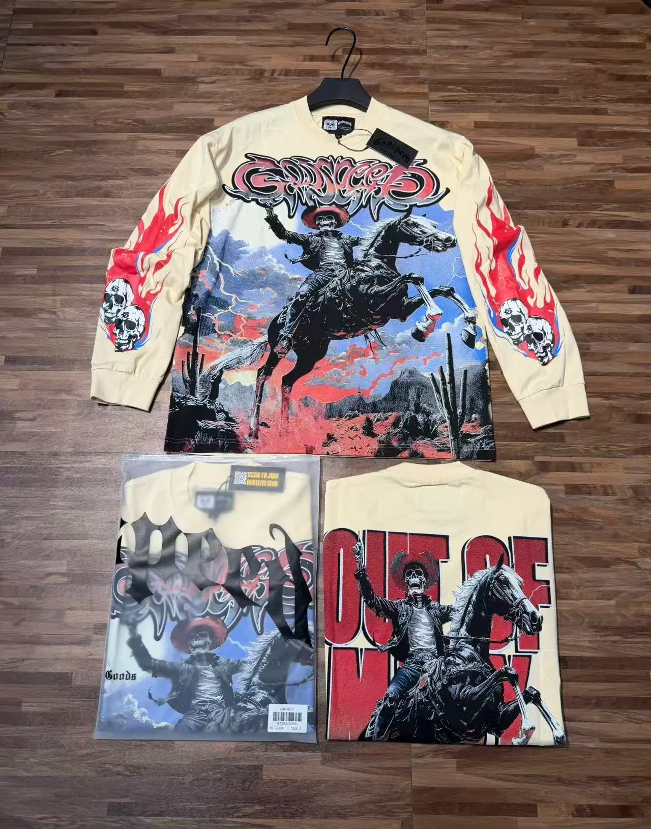 Beige Graphic-Print Long-Sleeve Crewneck T-Shirt 5