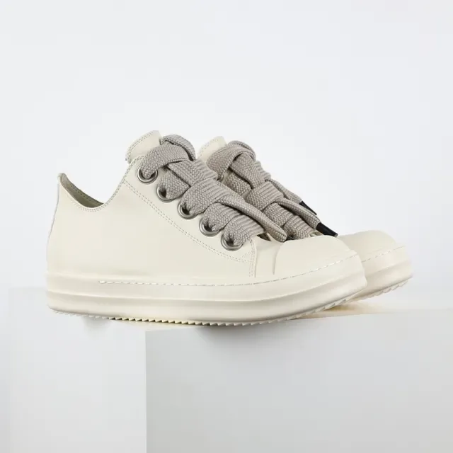 Beige Gray Minimalist Low-Top Sneakers 3