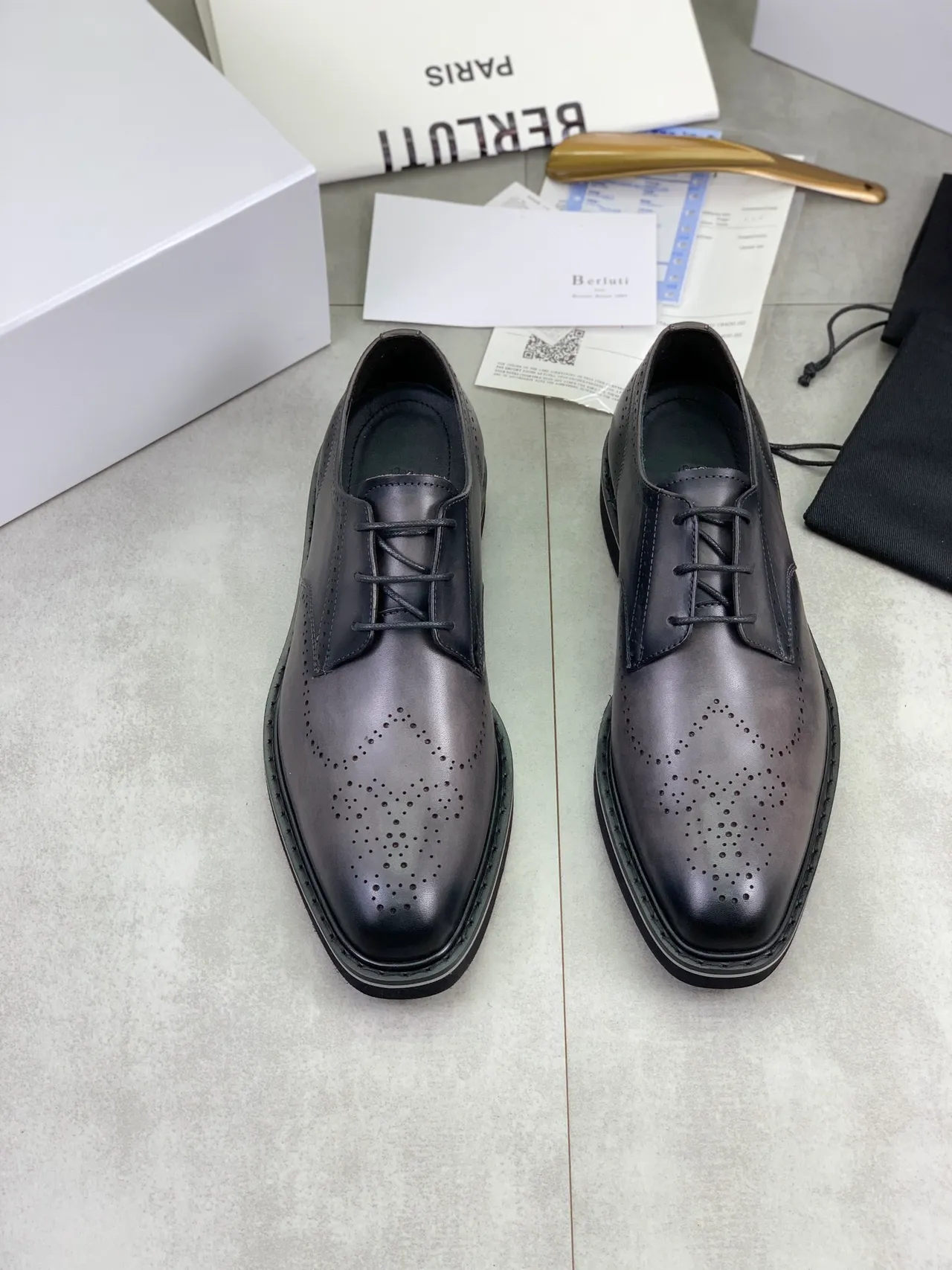 BERLUTI Black Gray Wingtip Cap-Toe Construction Brogue 5