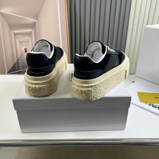 Black and Cream Platform Lifestyle Sneaker 6