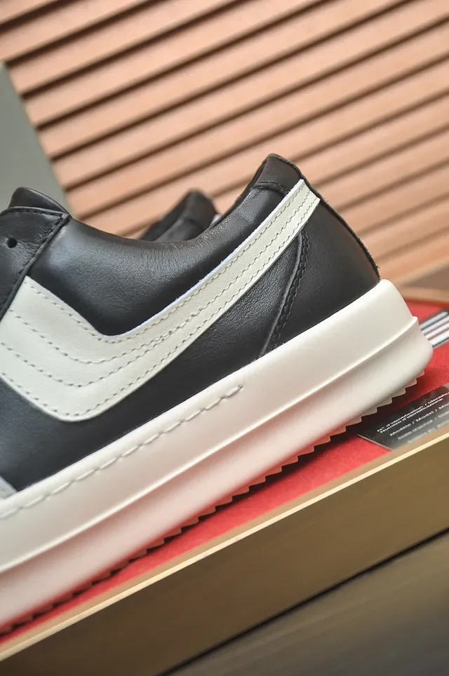 Black and White Contrast Panel Leather Platform Sneaker 2