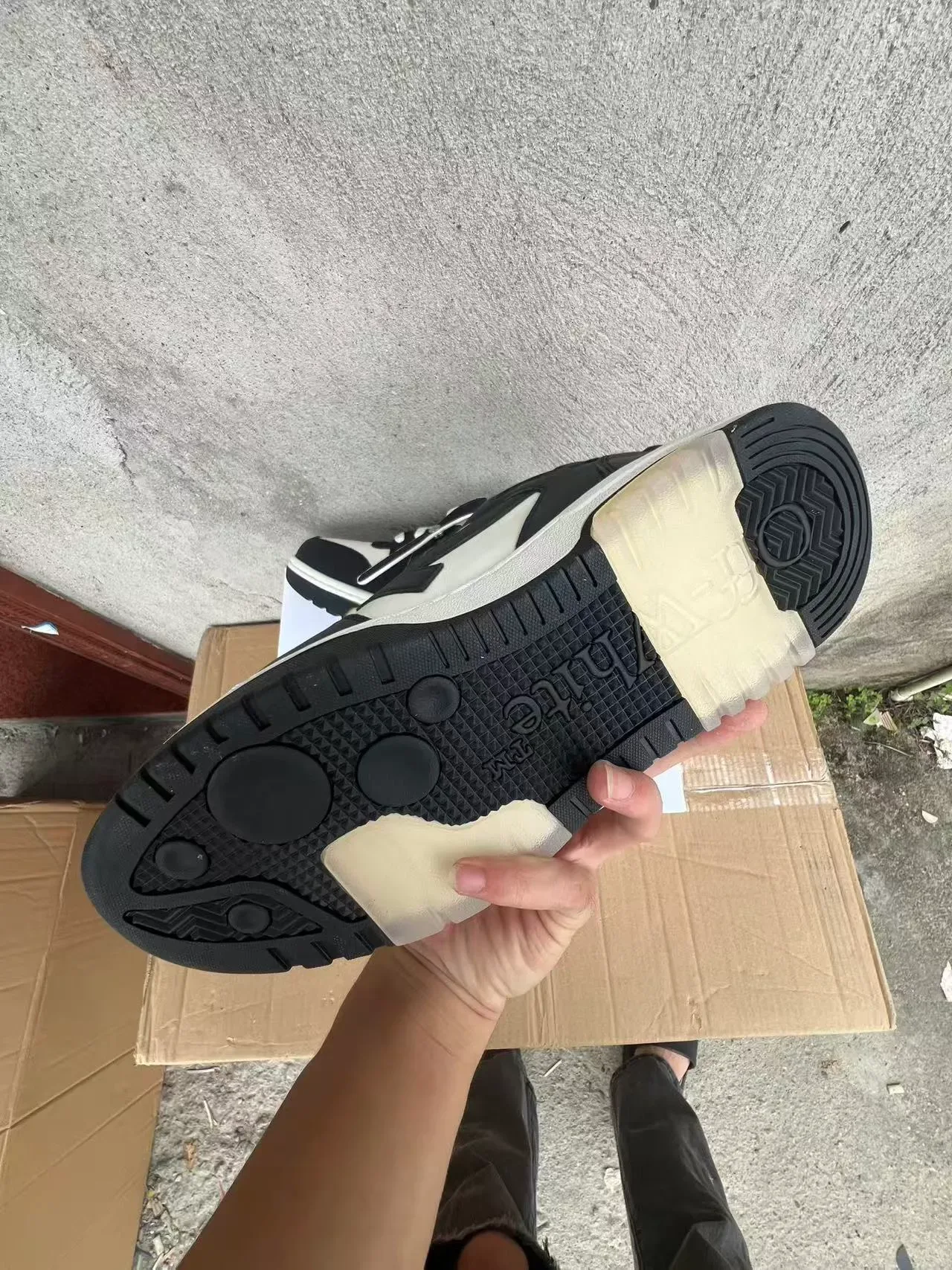 Black and White Leather Panelled Low-Top Sneaker 6