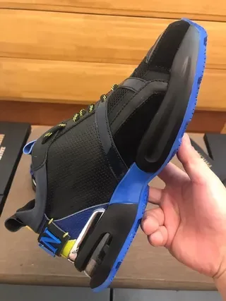 Black Blue Chunky Sculpted Sole Mesh And Patent-Like Synthetic Overlays Sneakers 5