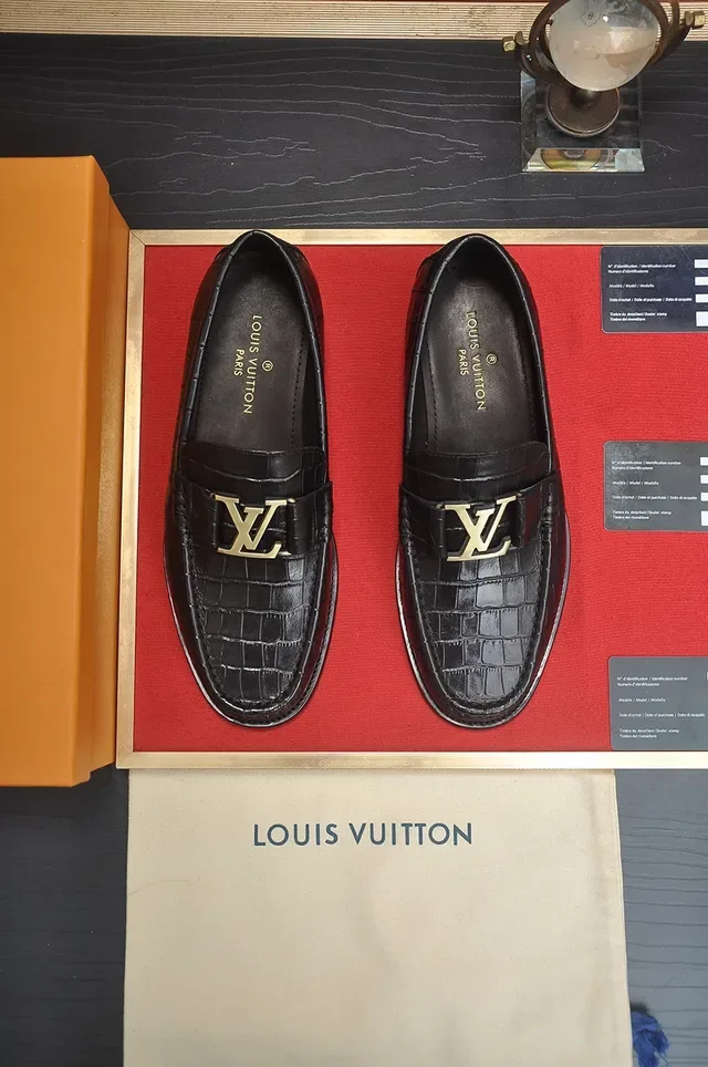 Black Croc-Embossed Leather Horsebit Loafer 5