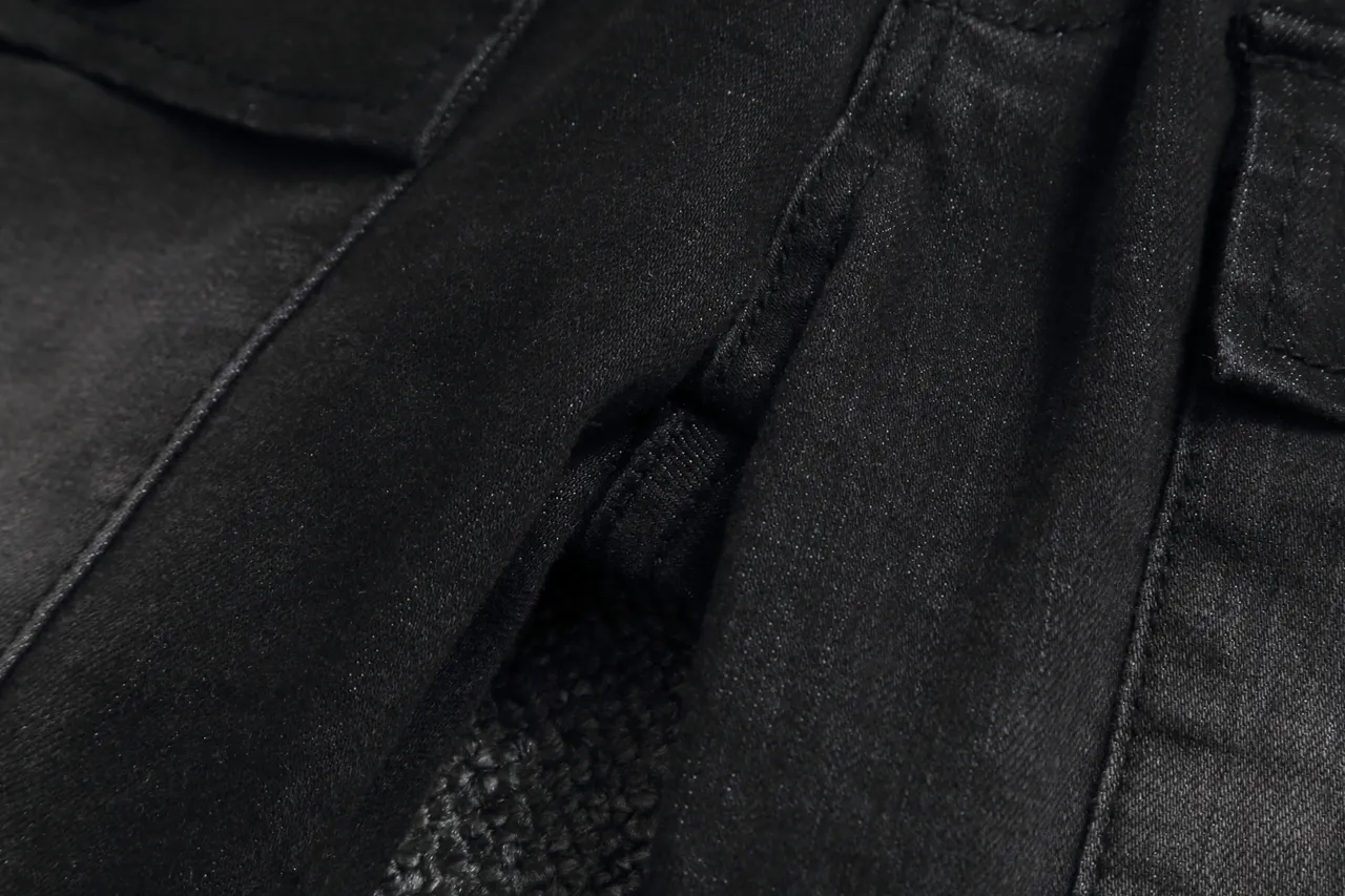 Black Distressed Cargo-Pocket Zipper-Accent Denim Shorts 11
