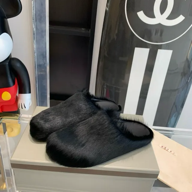 Black Fur-Covered Open-Back Slipper 9