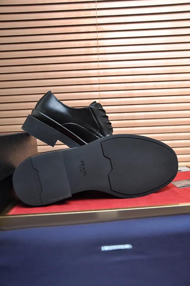 Black Glossy Leather Platform Oxford Shoe 3
