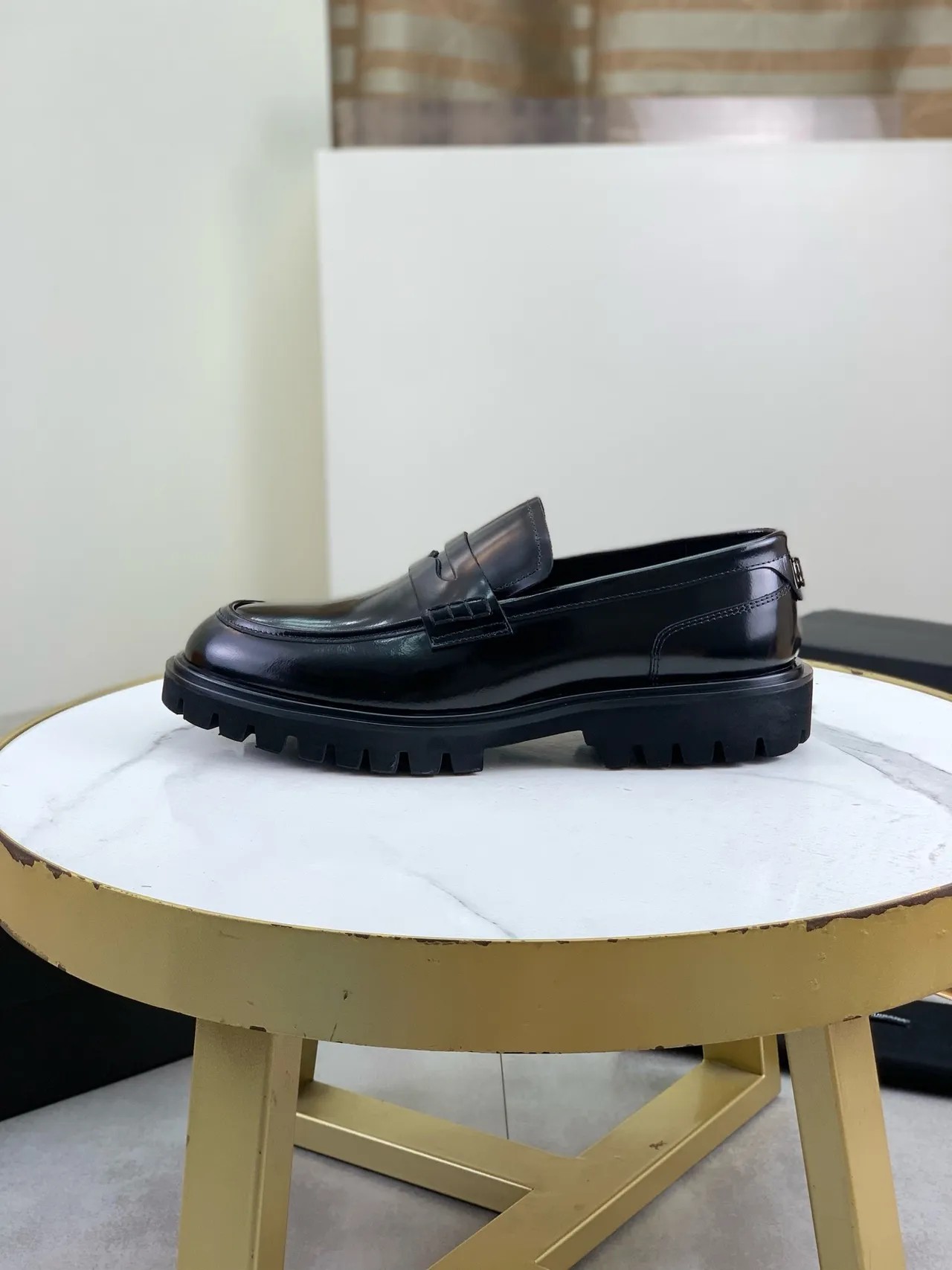 Black High-Gloss Patent Leather Penny Strap Loafer 6