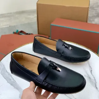 काली चमड़े की मॉकासिन सिलाई पट्टा लूफर