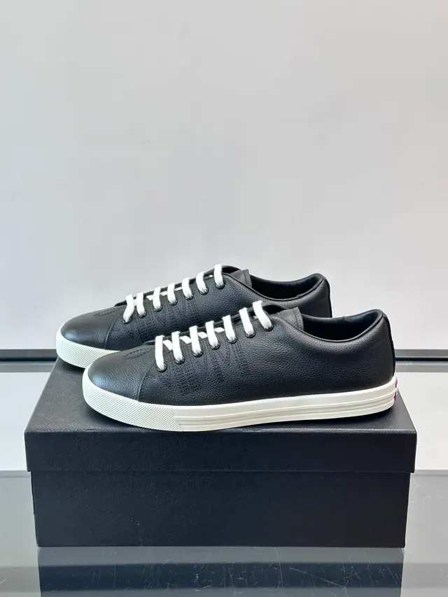 Black Pebbled Leather Low-Top Lace-Up Lifestyle Sneakers 5