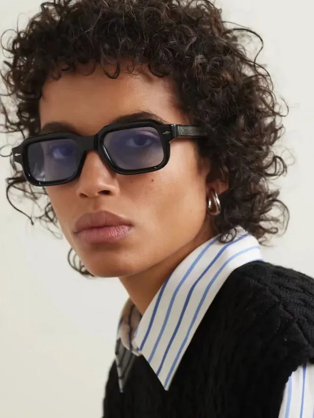 Black Rectangular Full-Rim Tinted Sunglasses 8