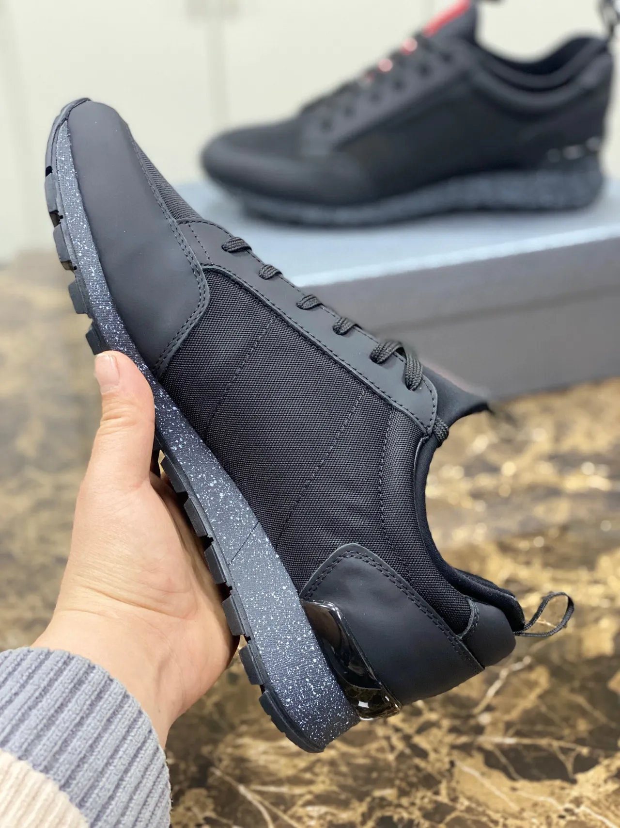 Black Red-Accent Speckled Midsole Lifestyle Sneaker 2