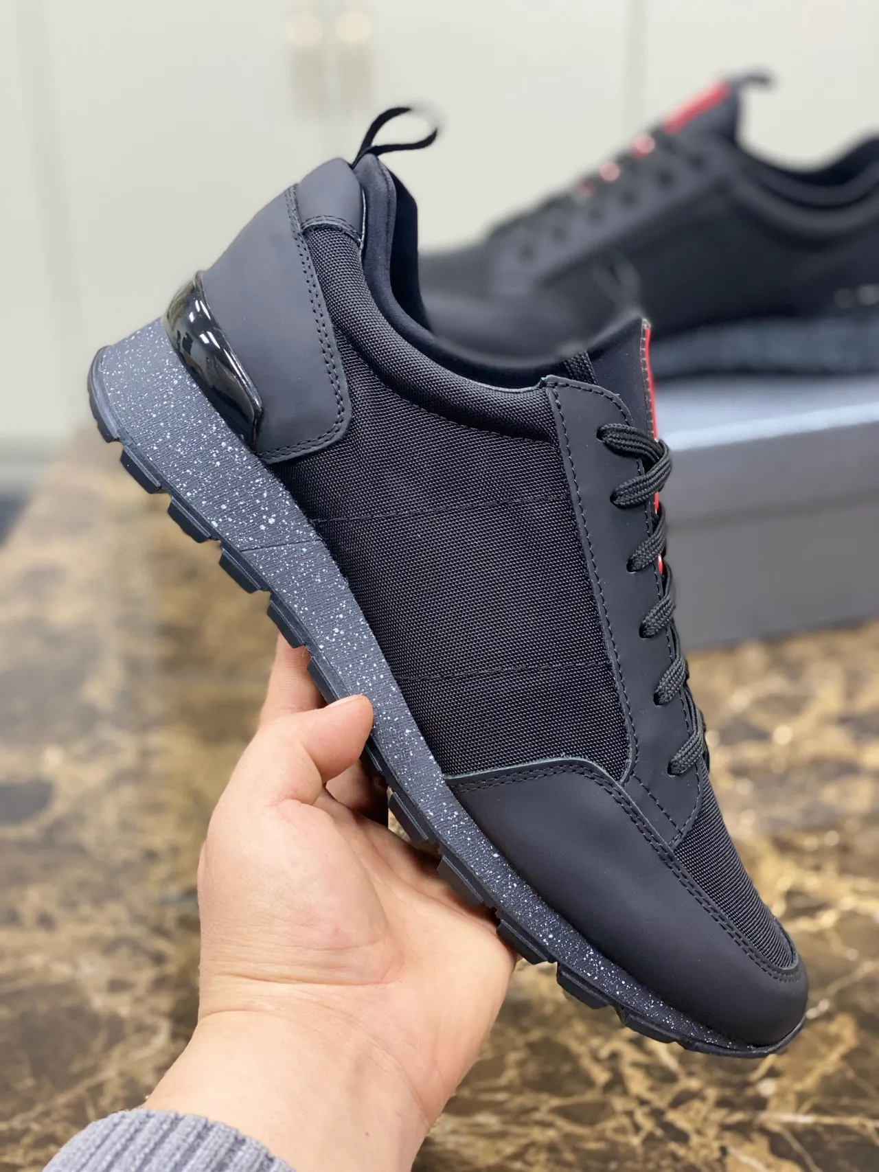 Black Red-Accent Speckled Midsole Lifestyle Sneaker 4
