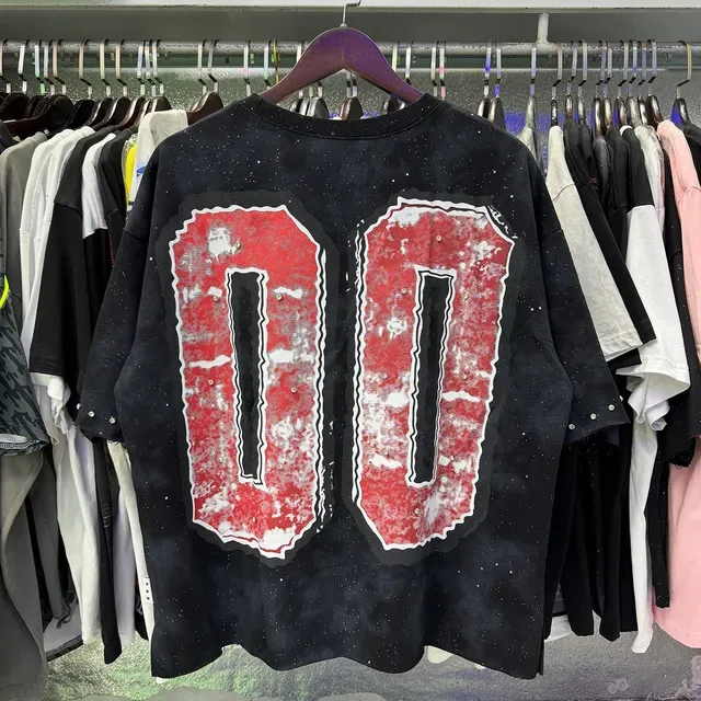 Black Red Oversized Fit Graphic Print T-Shirt 9