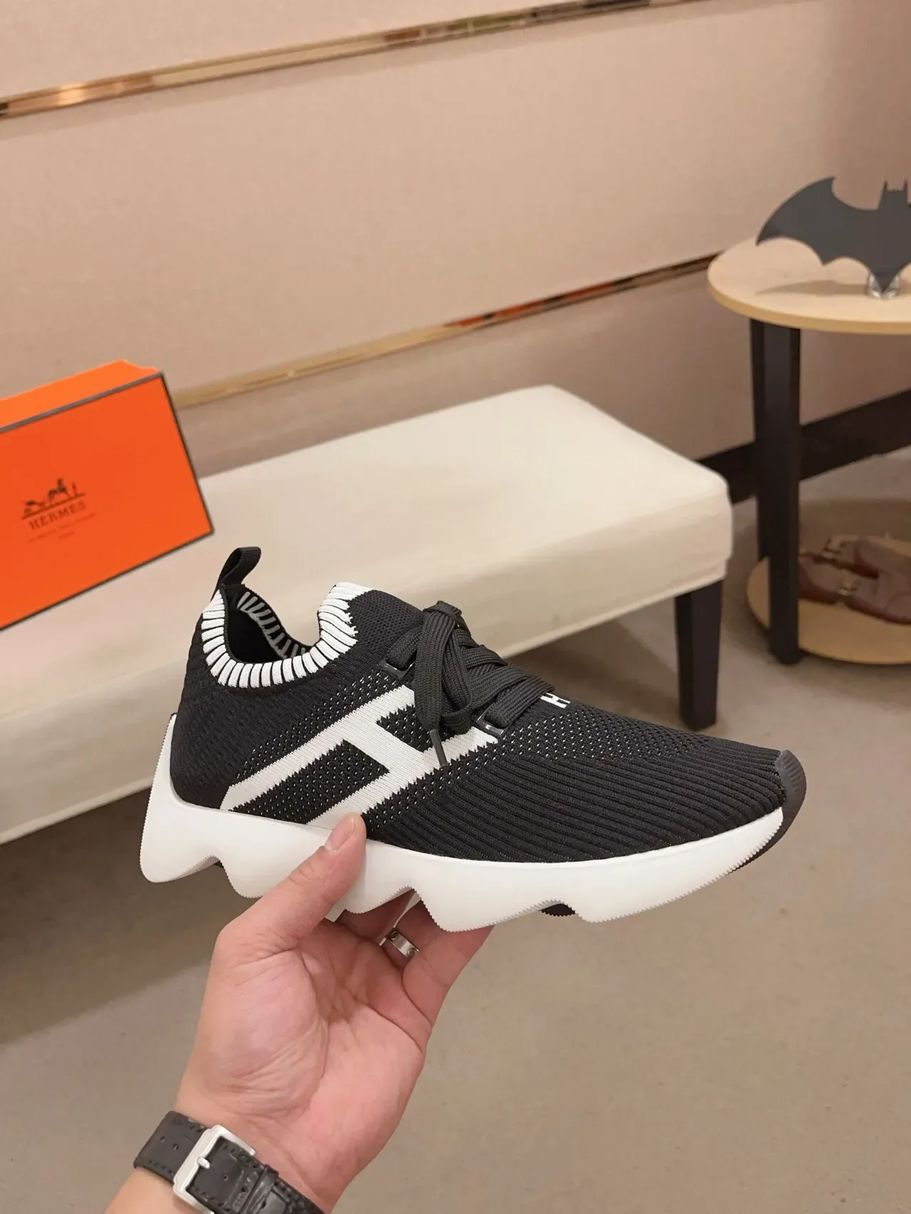 Black White Knit Upper Wavy Sculpted Midsole Sneakers 5