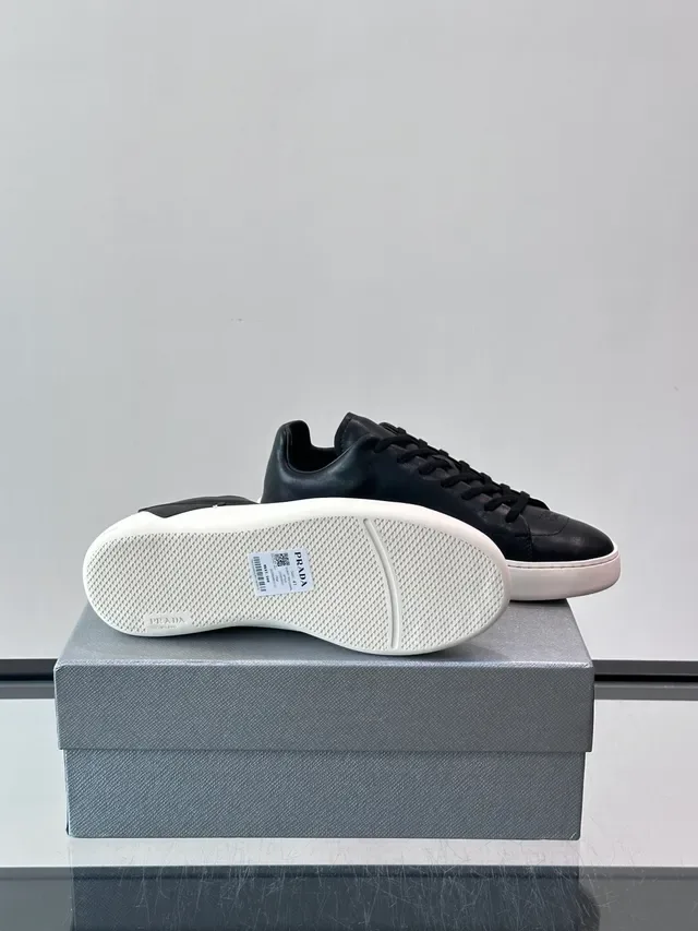 Black White Leather Upper Chunky Sole Sneakers 2