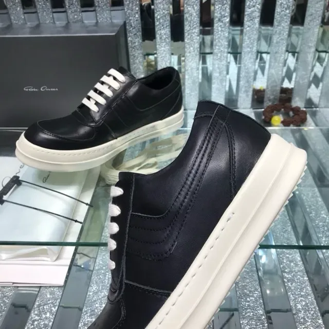 Black White Leather Upper Contrast Laces Lifestyle Sneakers 4