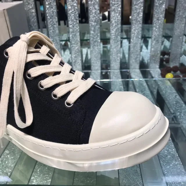 Black White Minimalist Low-Top Canvas Upper Sneakers 6