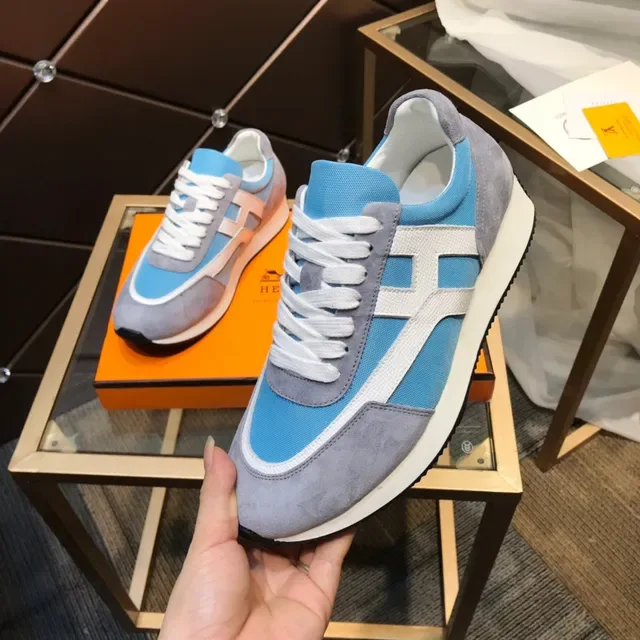 Blue and Gray Mixed-Material Low-Top Lifestyle Sneaker 2
