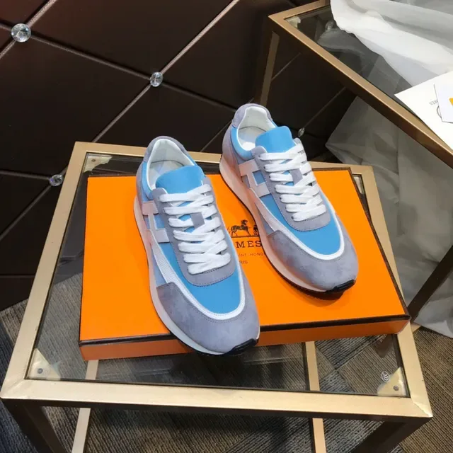 Blue and Gray Mixed-Material Low-Top Lifestyle Sneaker 5