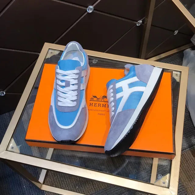 Blue and Gray Mixed-Material Low-Top Lifestyle Sneaker 6