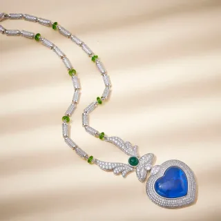 Collier pendentif en forme de cœur bleu vert Pavé-Set pierres
