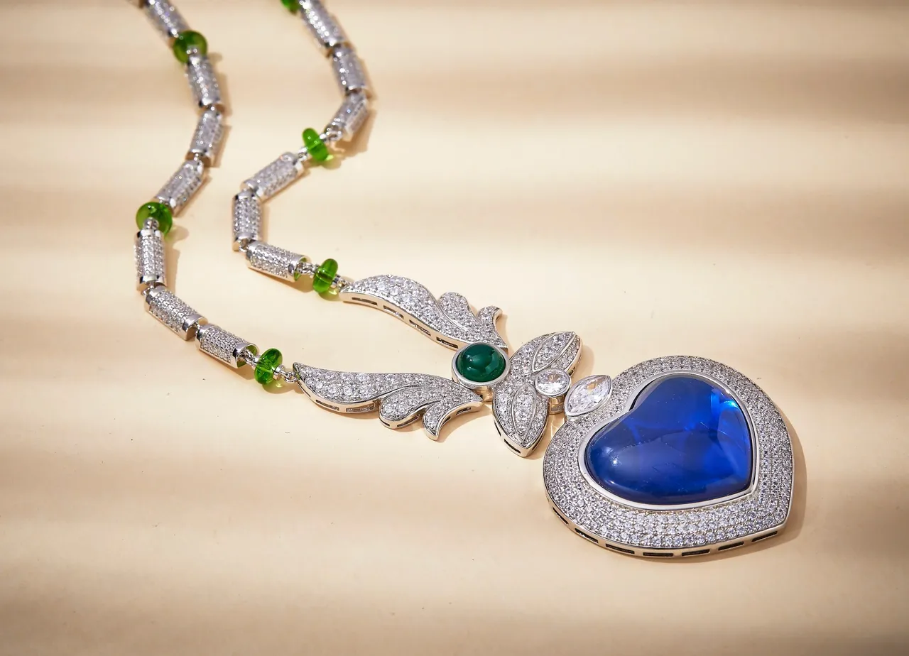 Blue Green Heart-Shaped Pendant Pavé-Set Stones Necklace 5