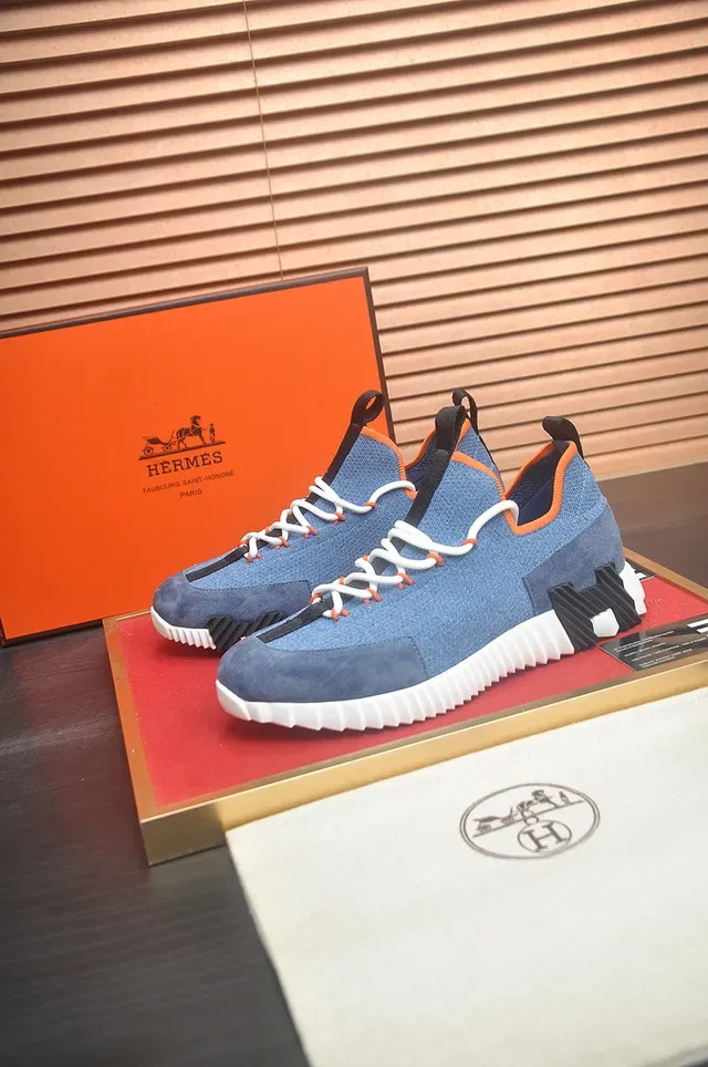 Blue Orange Knit-Suede Hybrid Upper Sculpted Ridged White Midsole Sneakers 4