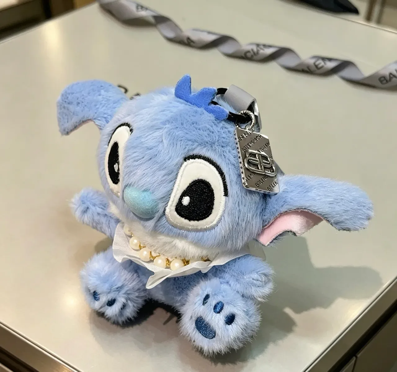Blue White Plush Stuffed Character Pearl-Trimmed Collar Handbag 9