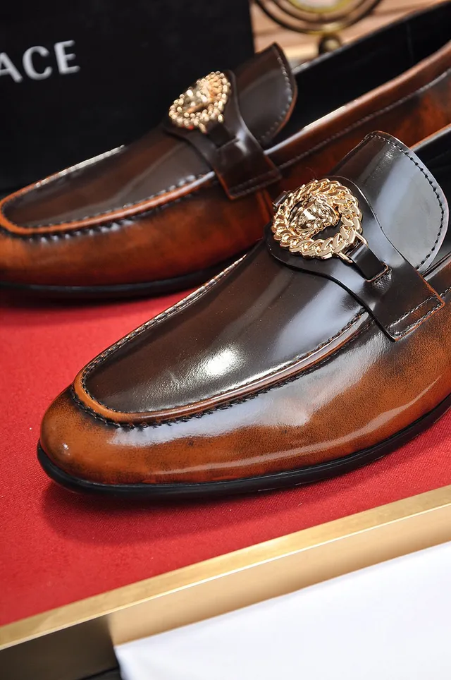 Brown Black Polished Two-Tone Leather Gold Lion-Head Ornament Loafer 3