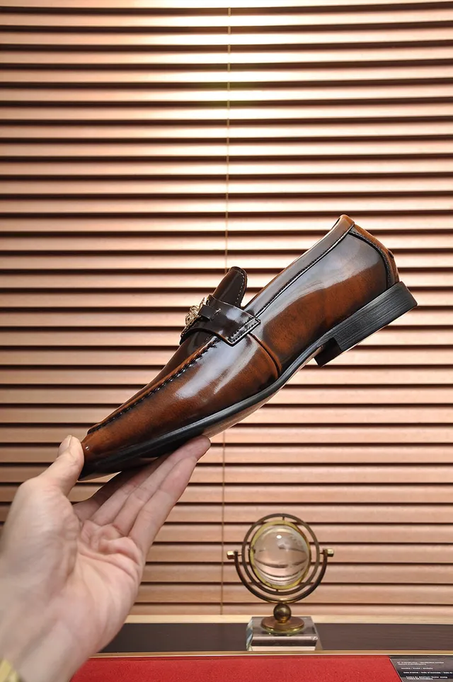 Brown Black Polished Two-Tone Leather Gold Lion-Head Ornament Loafer 6