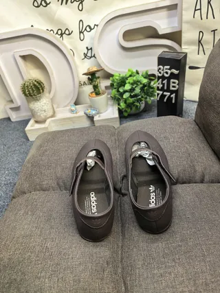 Brown Flat Sole T-Strap Closure Mary Jane Shoes 8
