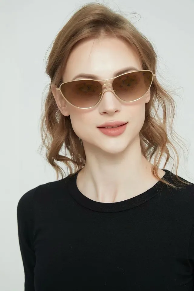 Cat-Eye Gradient Pink Sunglasses 4