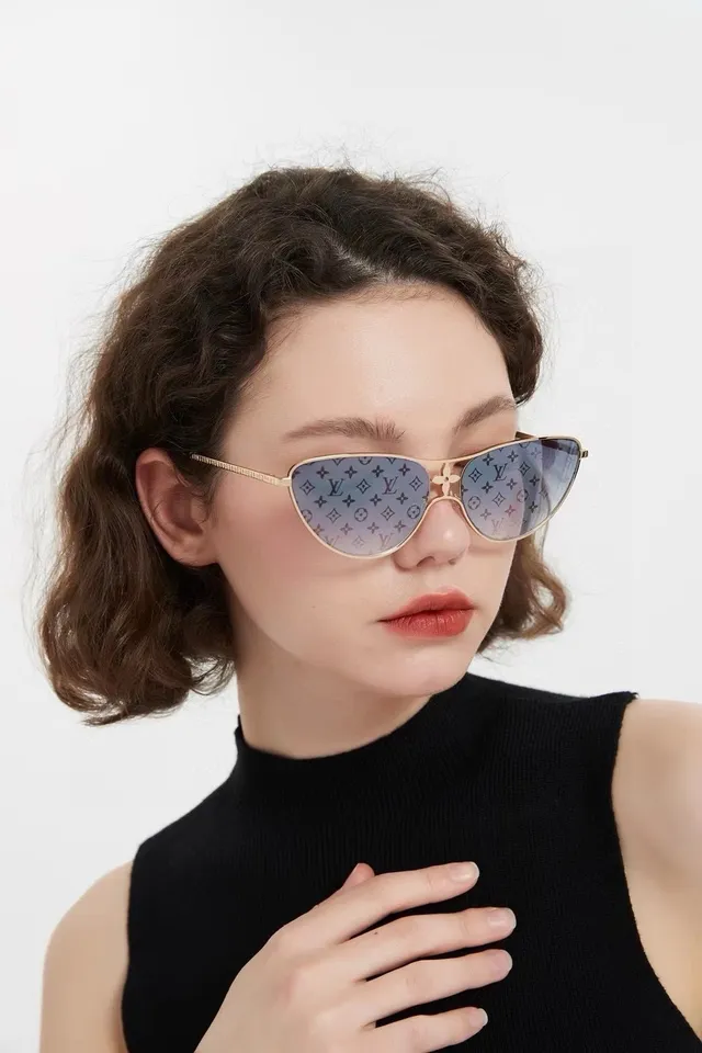 Cat-Eye Gradient Pink Sunglasses 5