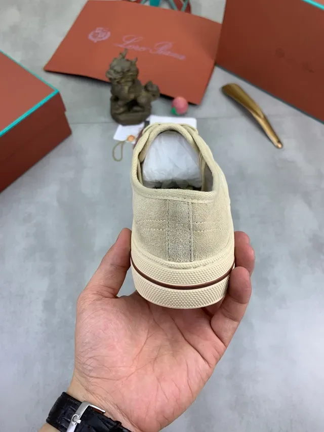 Cream Suede Low-Top Lace-Up Casual Shoe 3