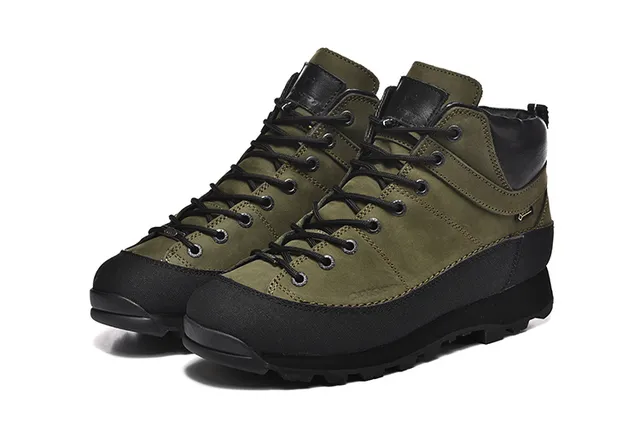 CRISPI Olive Green and Black Hiking Boots 22