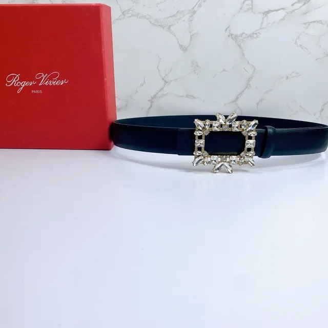 Crystal-Embellished Rectangular Buckle Black Leather Belt 4
