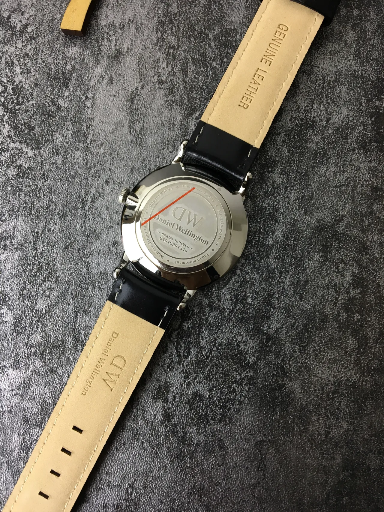 Daniel Wellington Black White Minimalist Thin Case Quartz Watch 3
